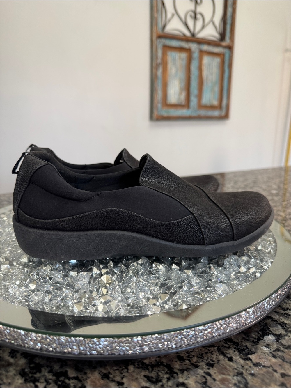 Clarks Women's Black Slip-On Casual Sneakers NEW